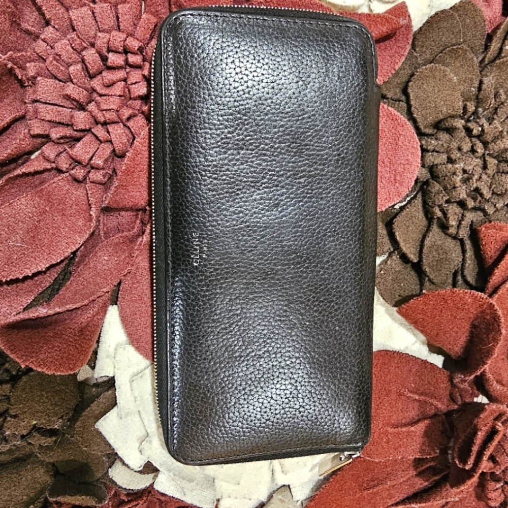 Authentic Celine Black/Yellow Zippy Wallet